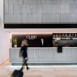 Cube Prag