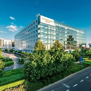 Courtyard By Marriott Airport **** Praag